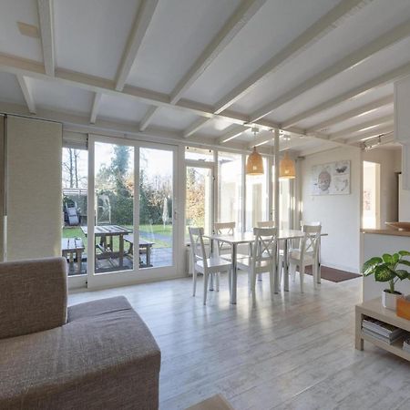 Stylish Bungalow With A Large Garden Sint Maartensvlotbrug Extérieur photo