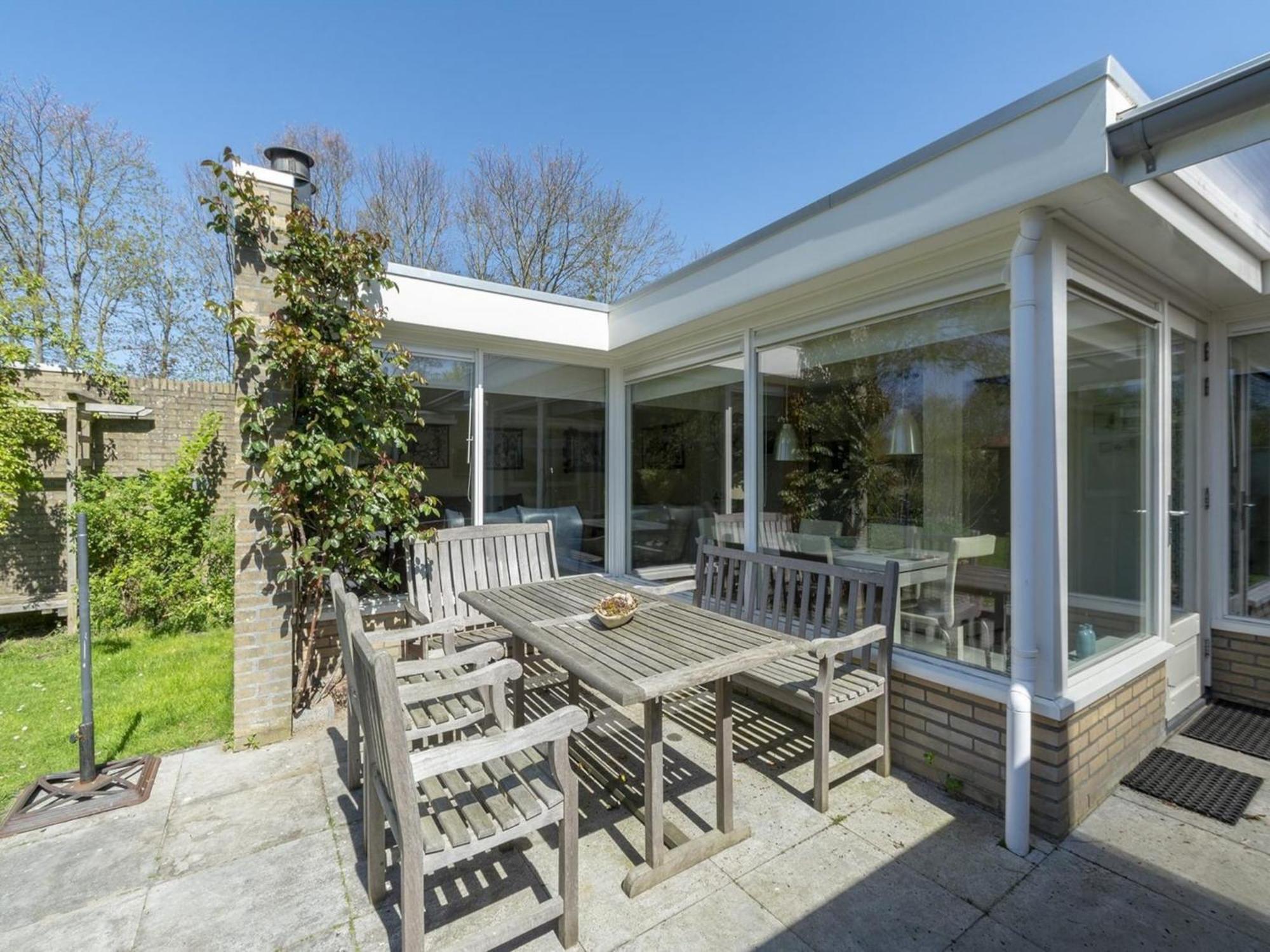 Stylish Bungalow With A Large Garden Sint Maartensvlotbrug Extérieur photo