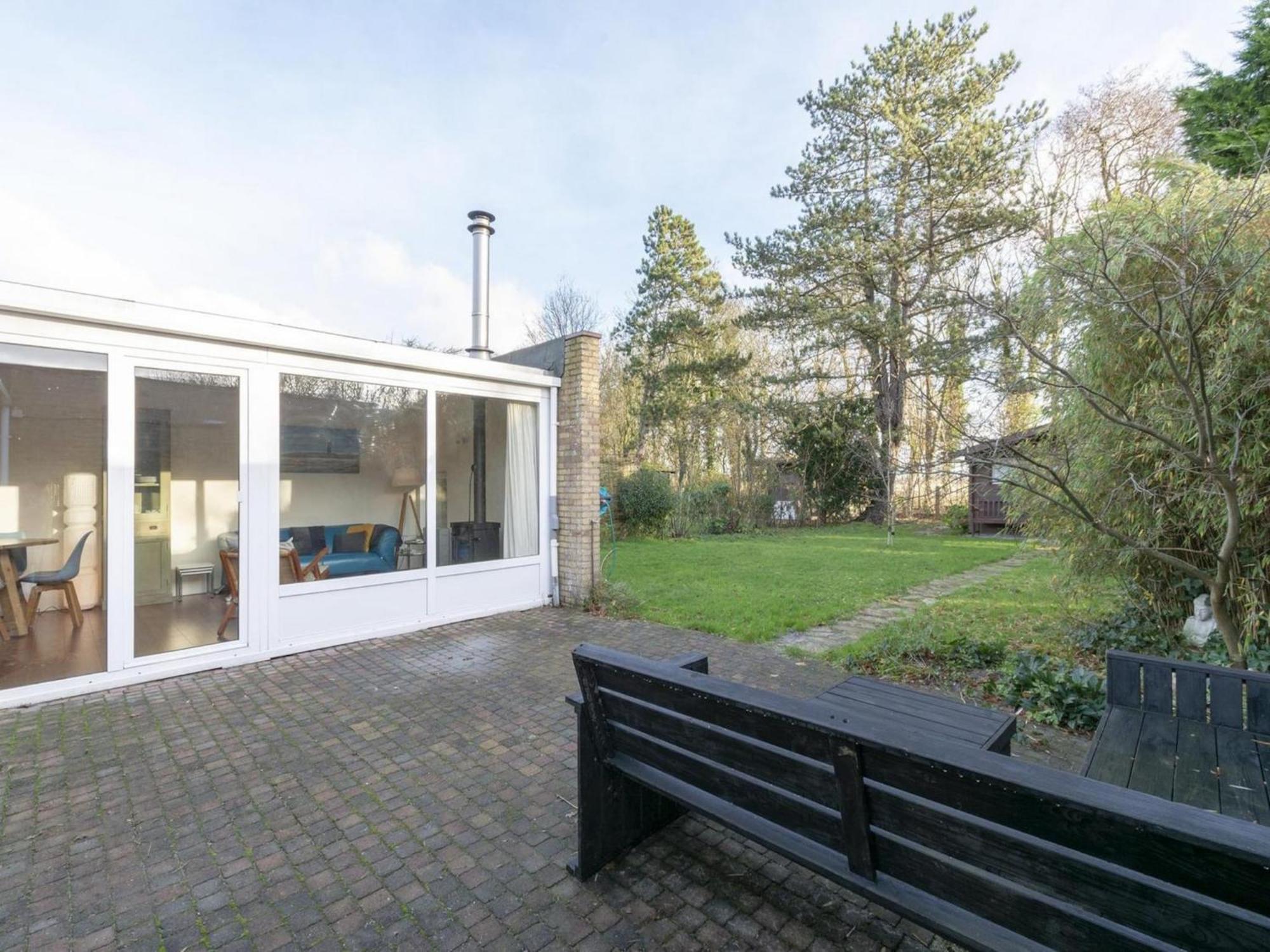 Stylish Bungalow With A Large Garden Sint Maartensvlotbrug Extérieur photo