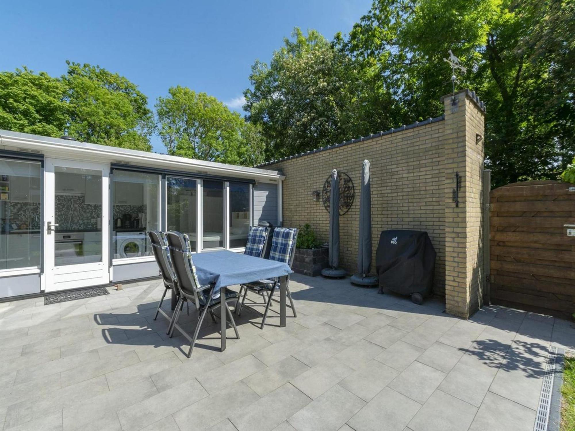 Stylish Bungalow With A Large Garden Sint Maartensvlotbrug Extérieur photo